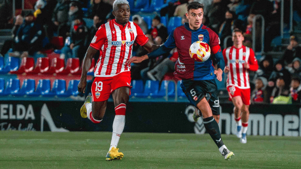 El Eldense remonta y apea al Almería de la Copa (2-1) UD ALMERIA