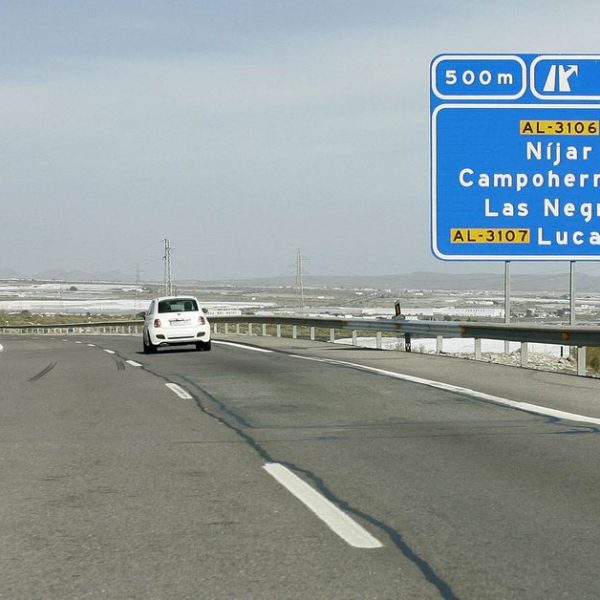Acceso a Nijar en la A 7