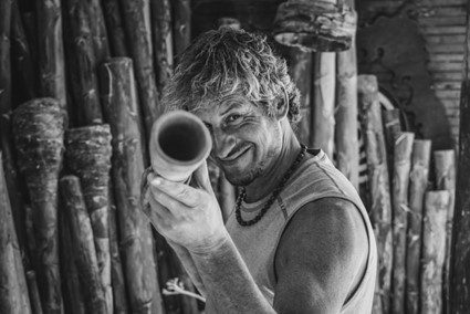 Siete talleres de Níjar ya pueden exhibir el distintivo identificativo de Zona de Interés Artesanal Tim Bernhardt elaboracion de instrumentos musicales de viento