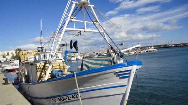 Barco pesquero en Garrucha